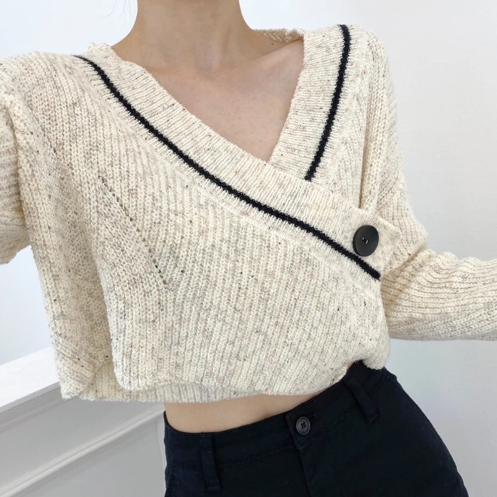 Sweater knit cream womens button short long sleeve top French style - Picture 3 of 7